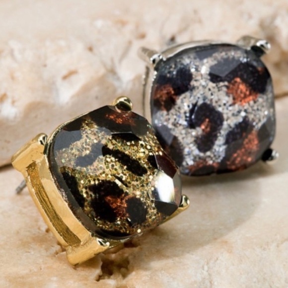 JW39) NWT! Gold or Silver Leopard Glass Facet Post Earrings - Picture 4 of 5